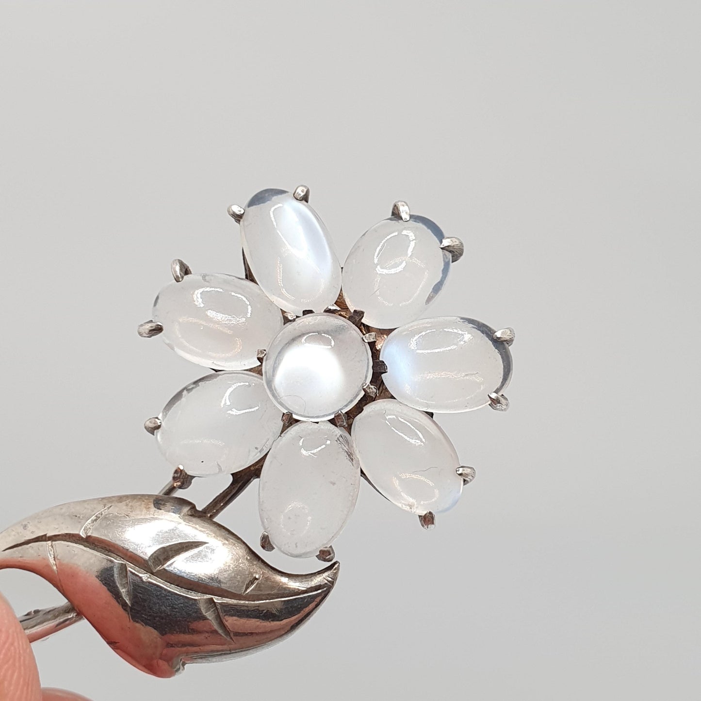 Antique Solid Silver Moonstone Flower Brooch Victorian Natural Floral Genuine Blue Gemstones Art Nouveau Vintage Gift Jewelry Jewellery