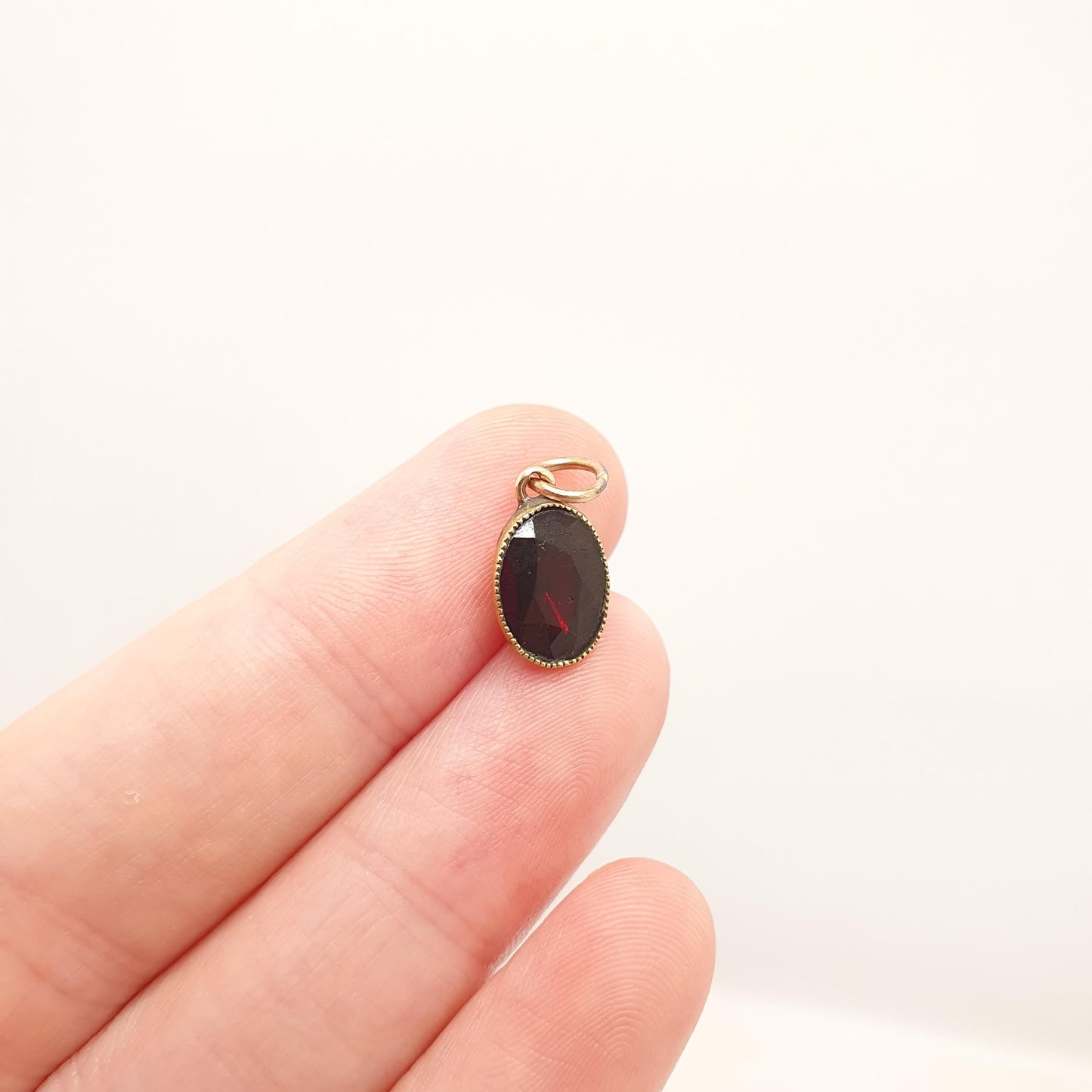 Antique Georgian Pinchbeck Garnet Necklace Pendant Oval Cut Foiled Garnet Gold Tone Drop Pyrope Vintage Womens Jewellery Jewelry
