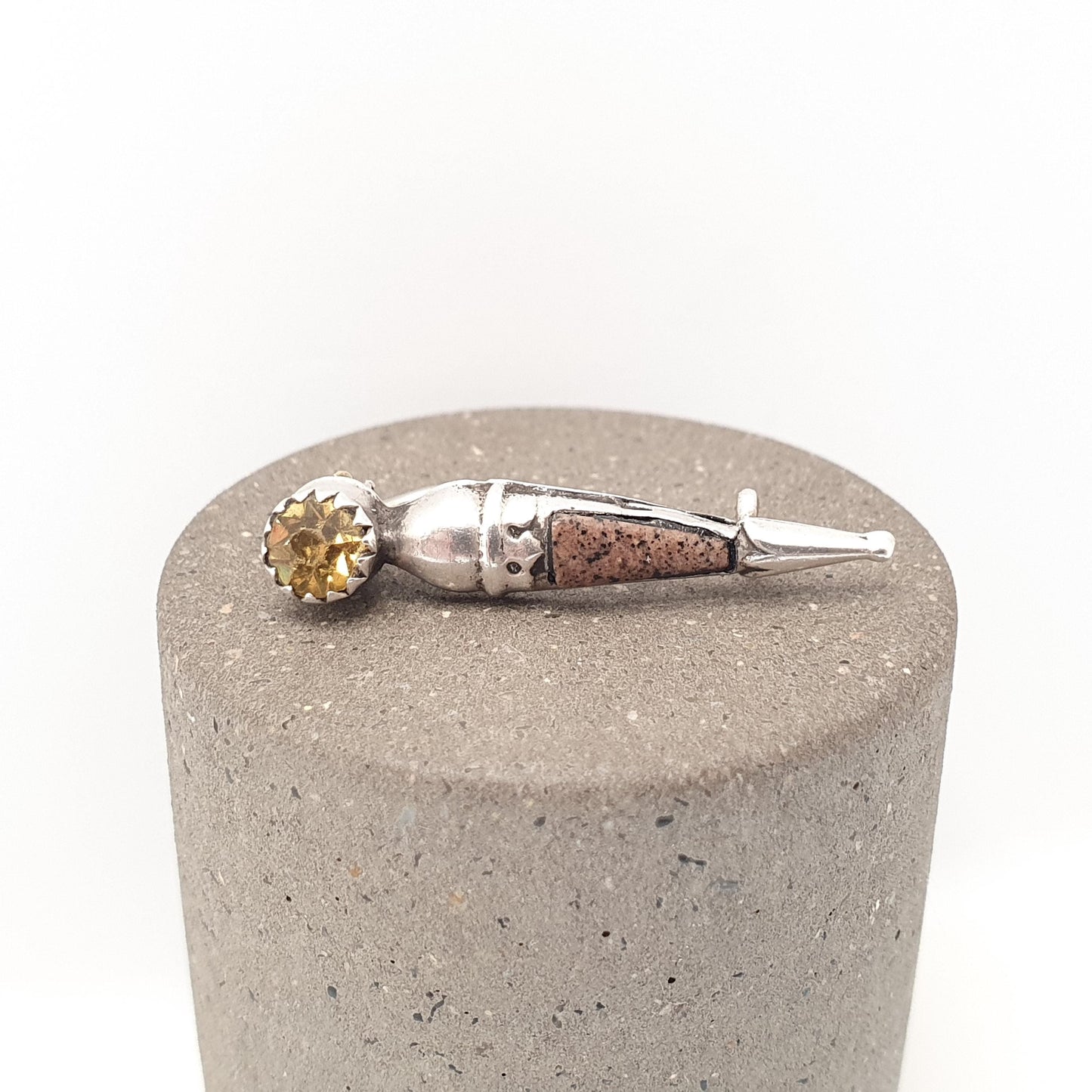Antique Scottish Dirk Sterling Silver Brooch Pin Aberdeenshire Granite Citrine Paste 1916 Hallmark Vintage Mens Womens Jewelry Jewellery
