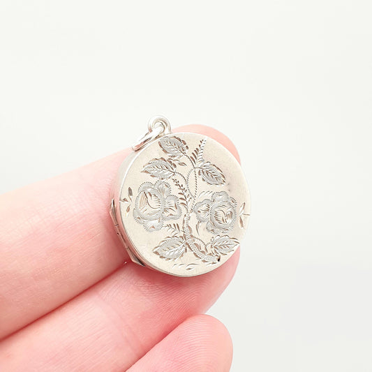 Antique Solid Silver Victorian Locket Round Flower Engraved Necklace Vintage Pendant Circle Aesthetic Picture Photo Womens Jewelry Jewellery