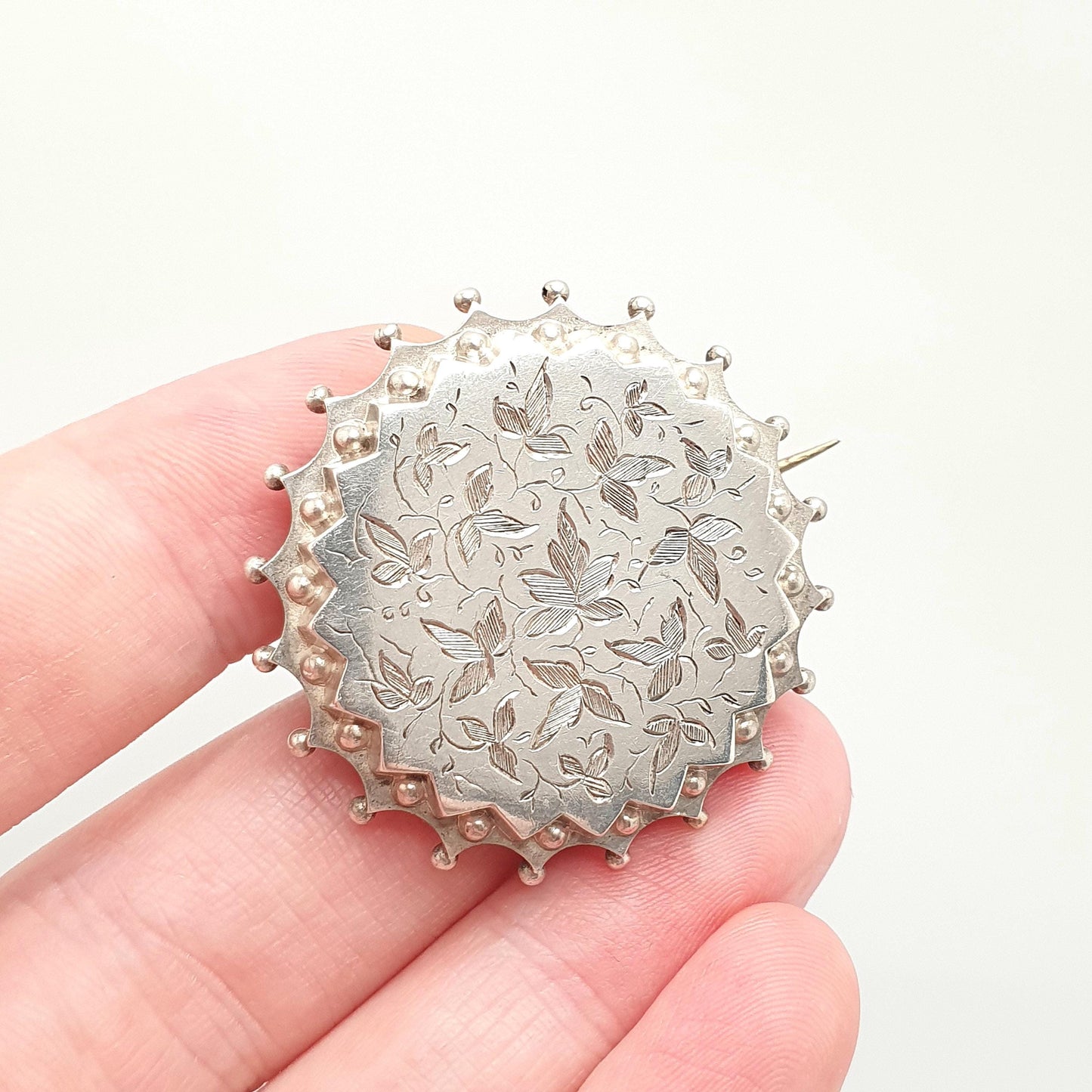 Antique Victorian Solid Silver Mourning Locket Brooch Pin Opening Glass Rear Picture Hair Etruscan 1800s Womens Jewelry Jewellery