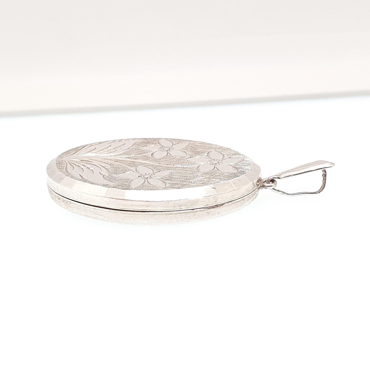 Vintage Georg Jensen Sterling Silver Locket Oval Flower Engraved Necklace Pendant Hallmark Cute Picture Photo Womens Jewellery Jewelry