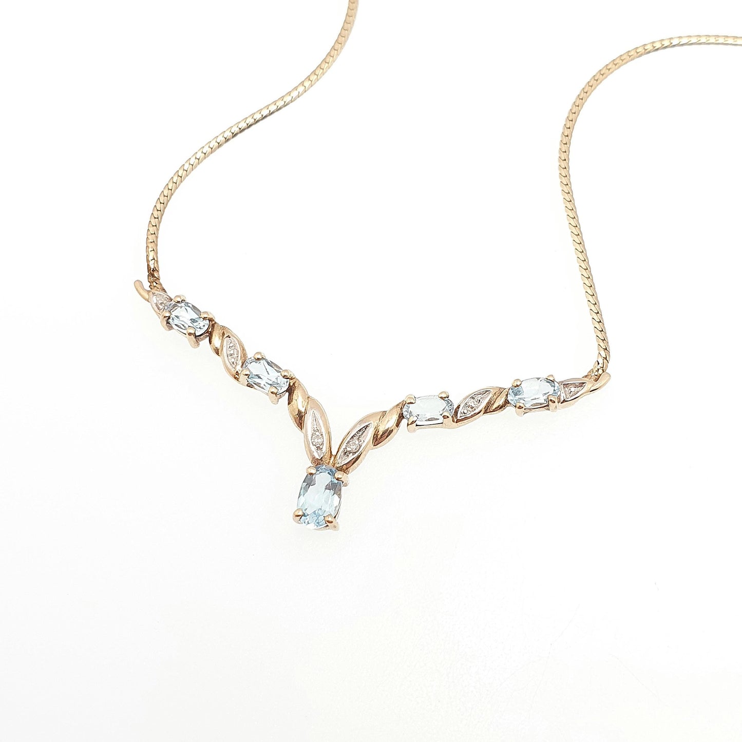 Vintage 9k Gold Aquamarine Topaz & Diamond V Pointed Necklace Sky Blue Topaz 4.25g 42cm 16.5" Solid 9ct 9kt Yellow Womens Jewellery Jewelry