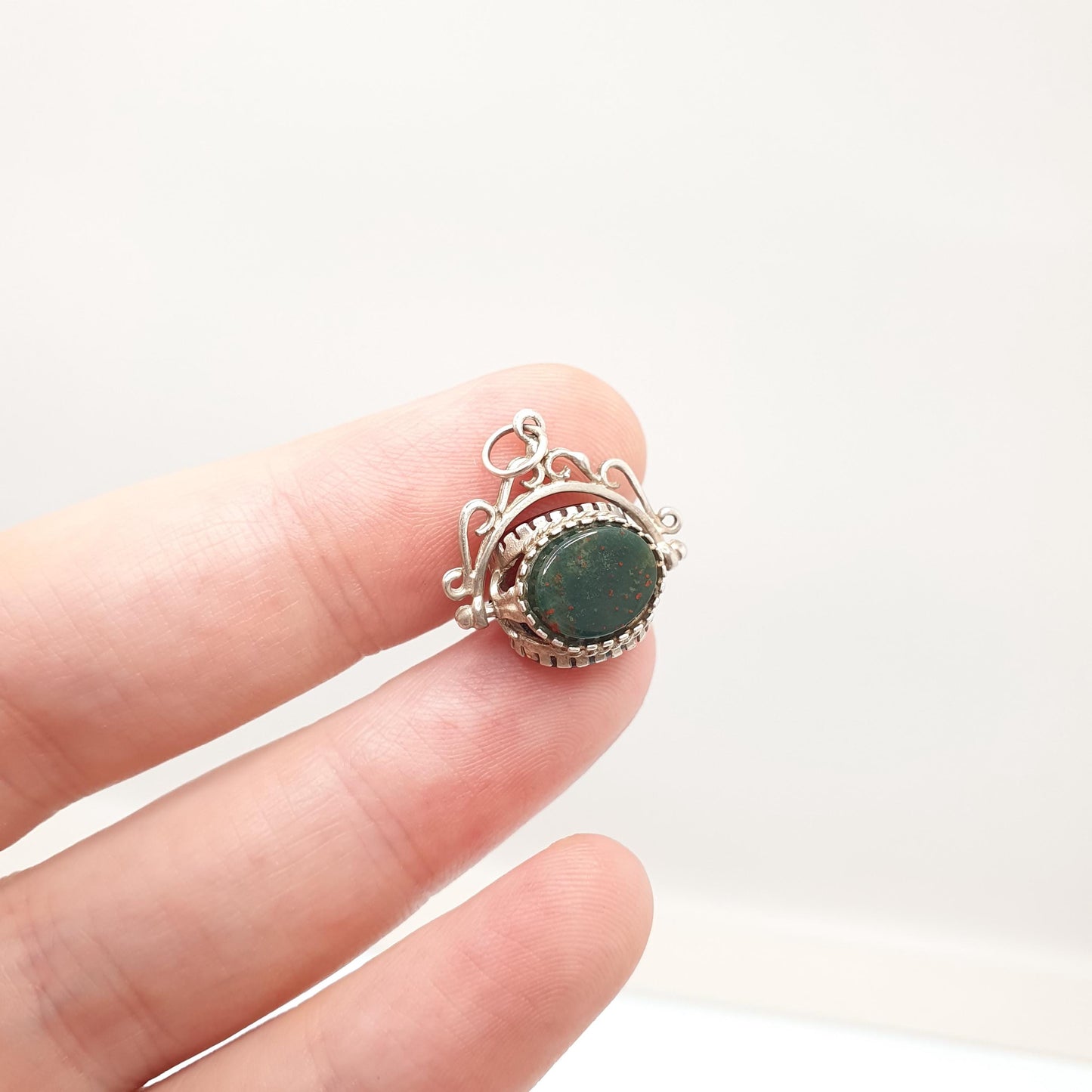 Vintage Sterling Silver Spinner Fob Necklace Pendant Victorian Revival Bloodstone Onyx Carnelian Gemstone Mens Womens Jewelry Jewellery