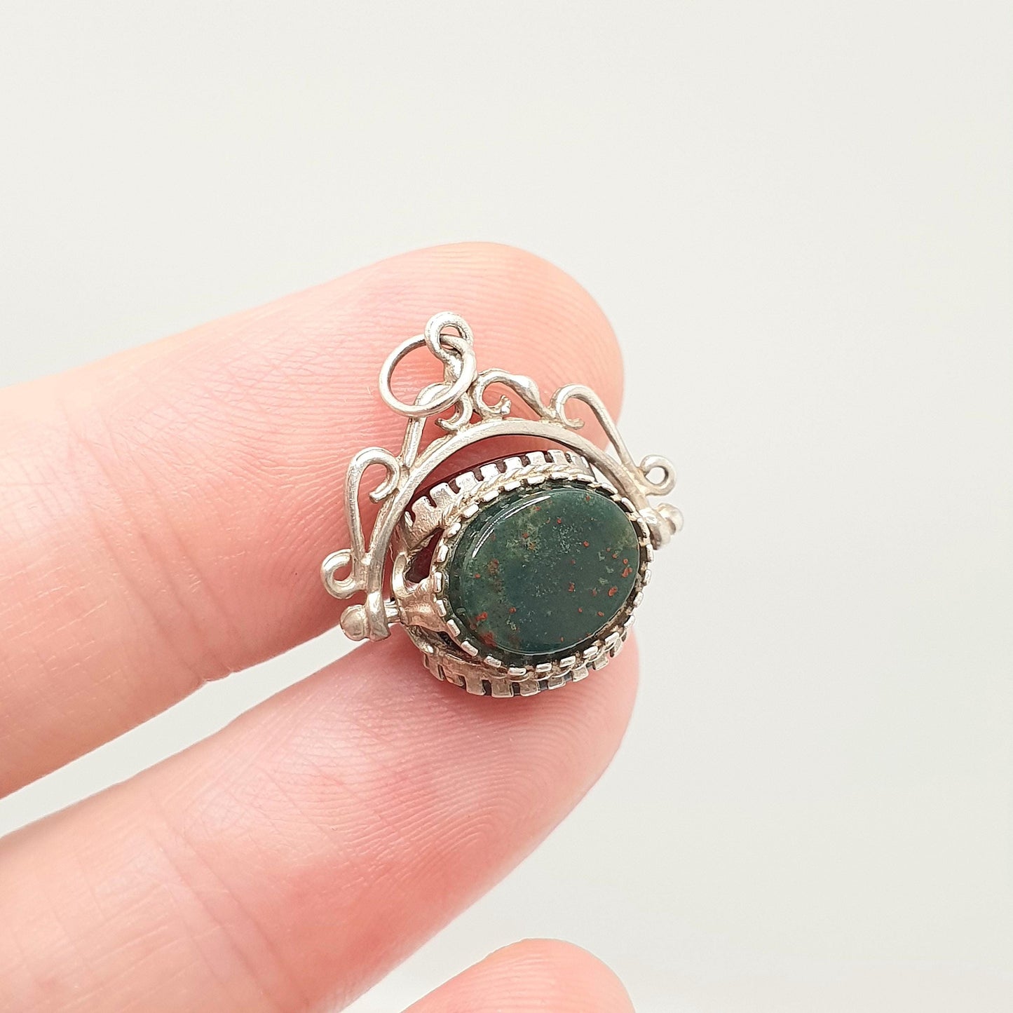 Vintage Sterling Silver Spinner Fob Necklace Pendant Victorian Revival Bloodstone Onyx Carnelian Gemstone Mens Womens Jewelry Jewellery