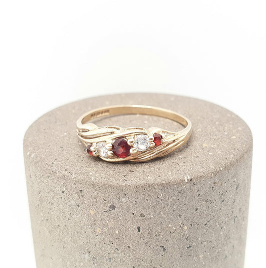 Vintage 9ct Gold Garnet Ring Solid 9k 375 CZ Cubic Zirconia Hallmarked Crimson Red Pyrope Gemstone Womens Retro Jewelry Jewellery