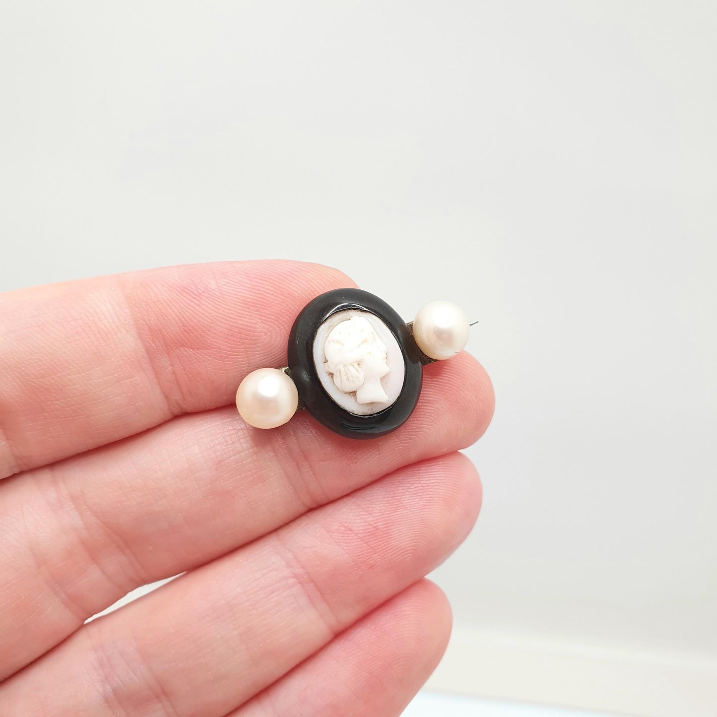 Antique Victorian Whitby Jet Cameo Brooch Cultured Pearl Pink Conch Shell Hand Carved Mourning Large 1800s Vintage Jewelry Jewellery