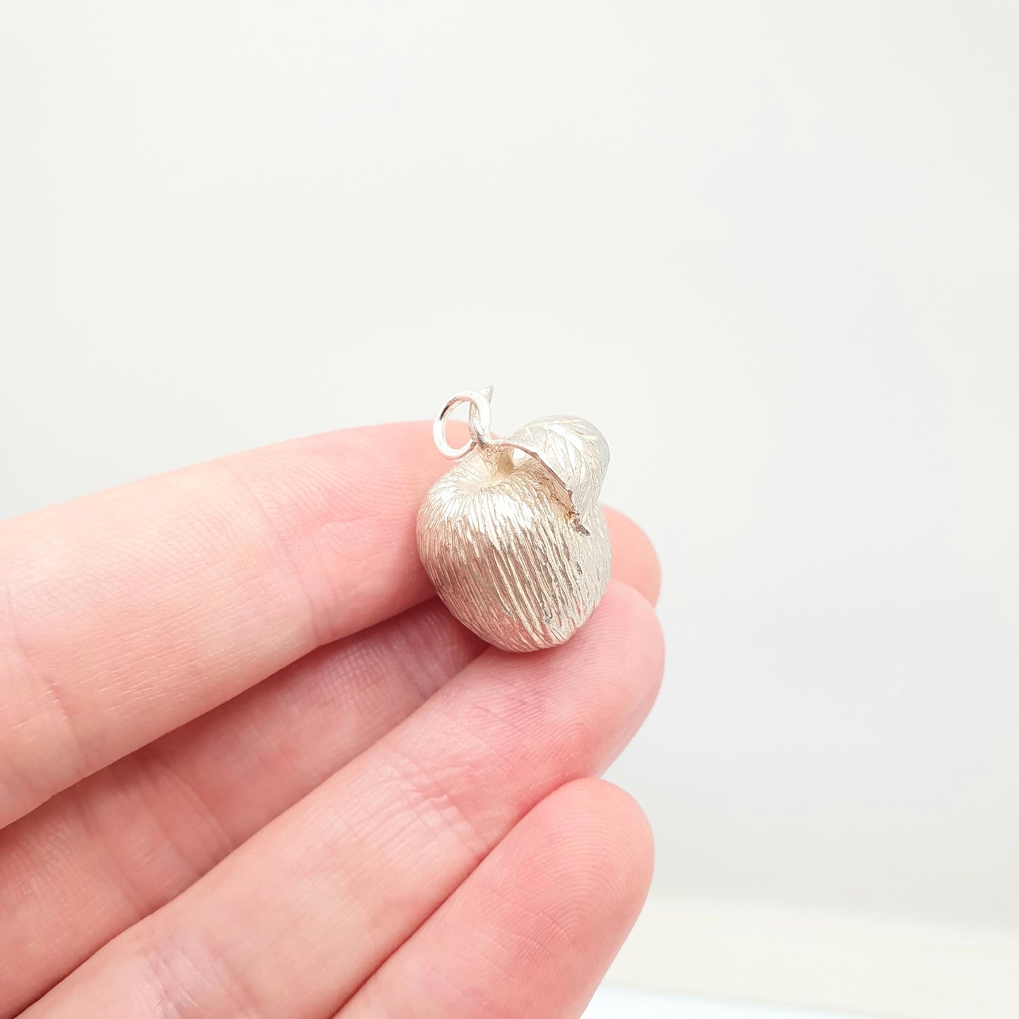 Vintage Sterling Silver Apple Necklace Pendant Kitsch Fruit 1976 Hallmarked Eden Adam Eve Jewellery Retro Solid 925 Womens Jewelry Jewellery
