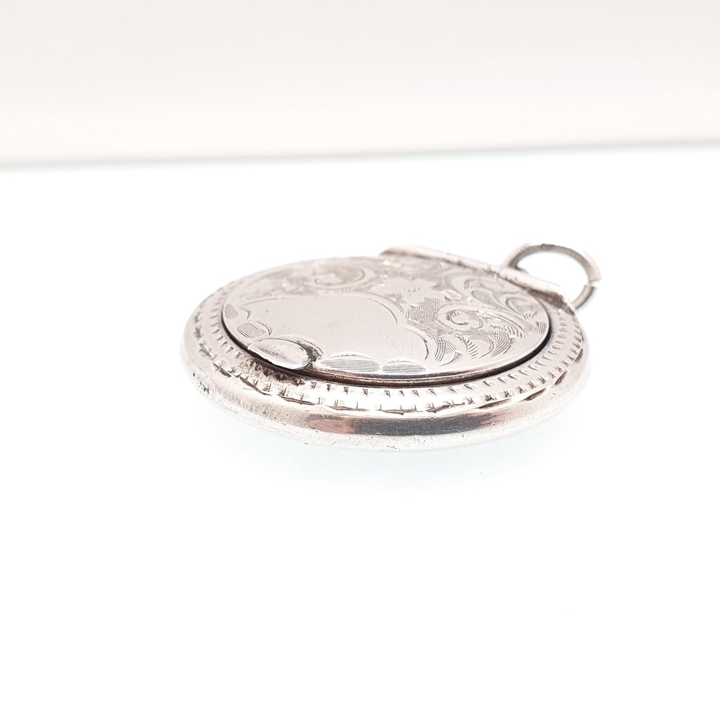 Antique Sterling Silver Powder Compact Locket Pendant Round Circle 1922 Hallmarked Round Vintage Solid 925 Womens Jewelry Jewellery