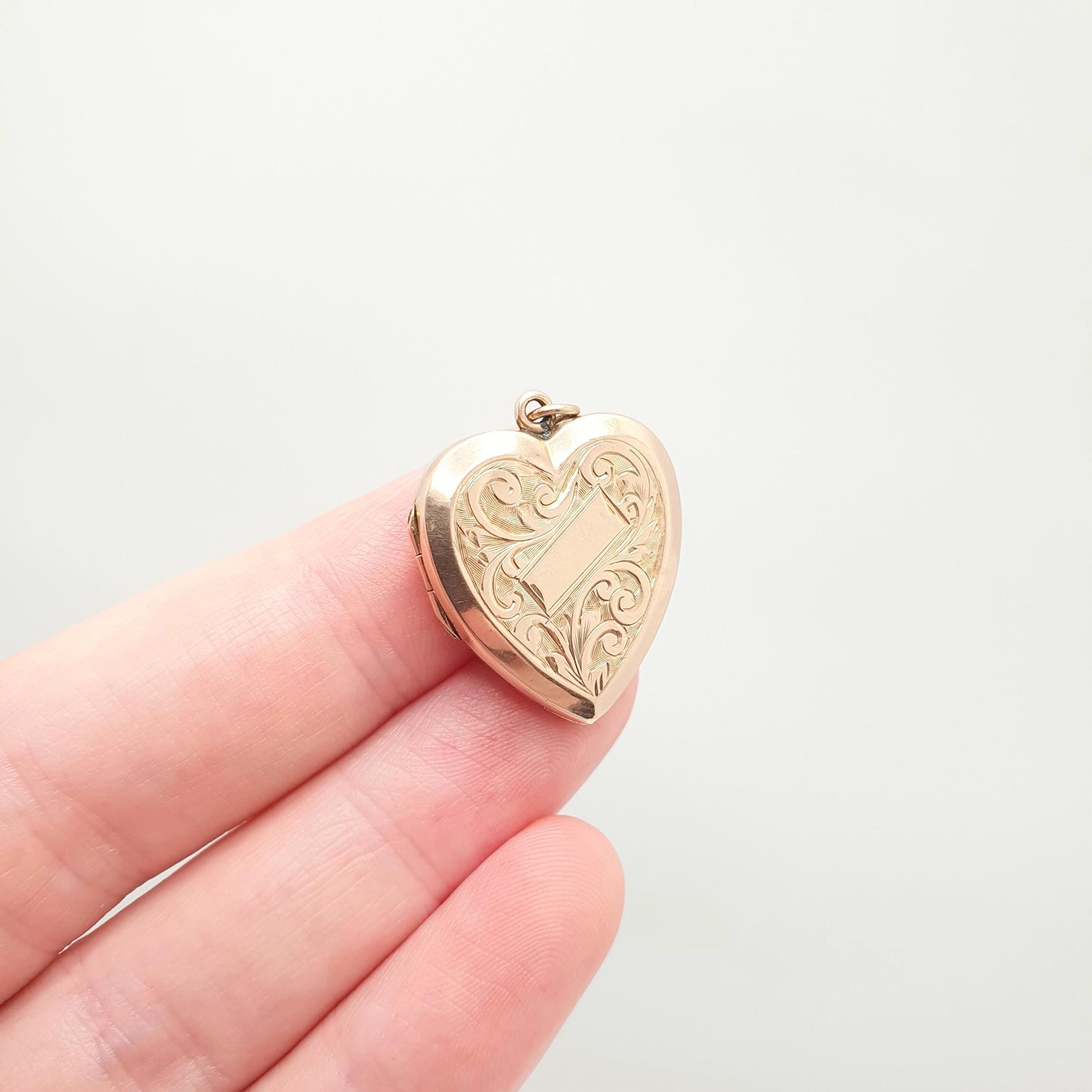 Antique 9ct Rose Gold Heart Locket Engraved Solid 9k 375 Victorian Pendant Fine Estate Back & Front Cute Necklace Jewelry Womens Jewellery