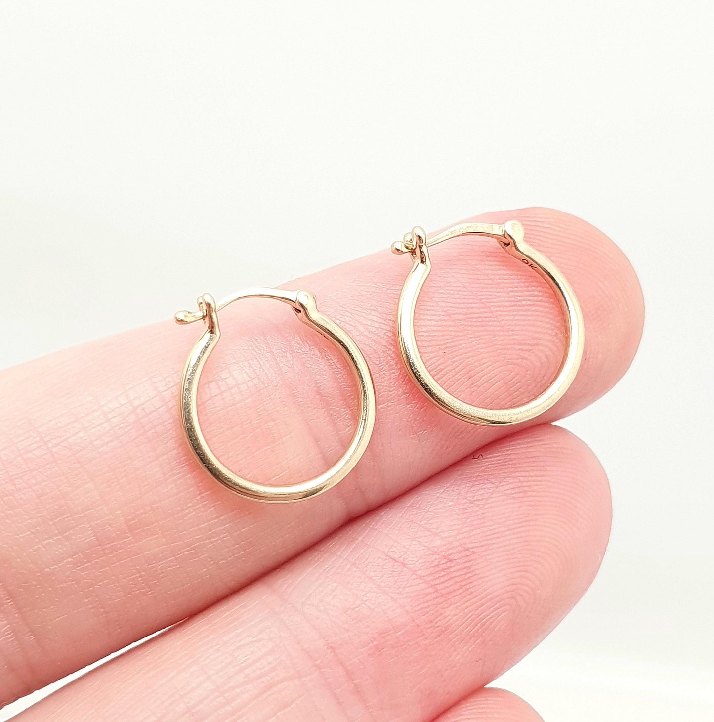Vintage 9ct 375 Gold Hoop Earrings Gypsy Creole Yellow 9k 9 Carat Curved 1980s Full Dangle Hanging Girls Womens Retro Jewelry Jewellery