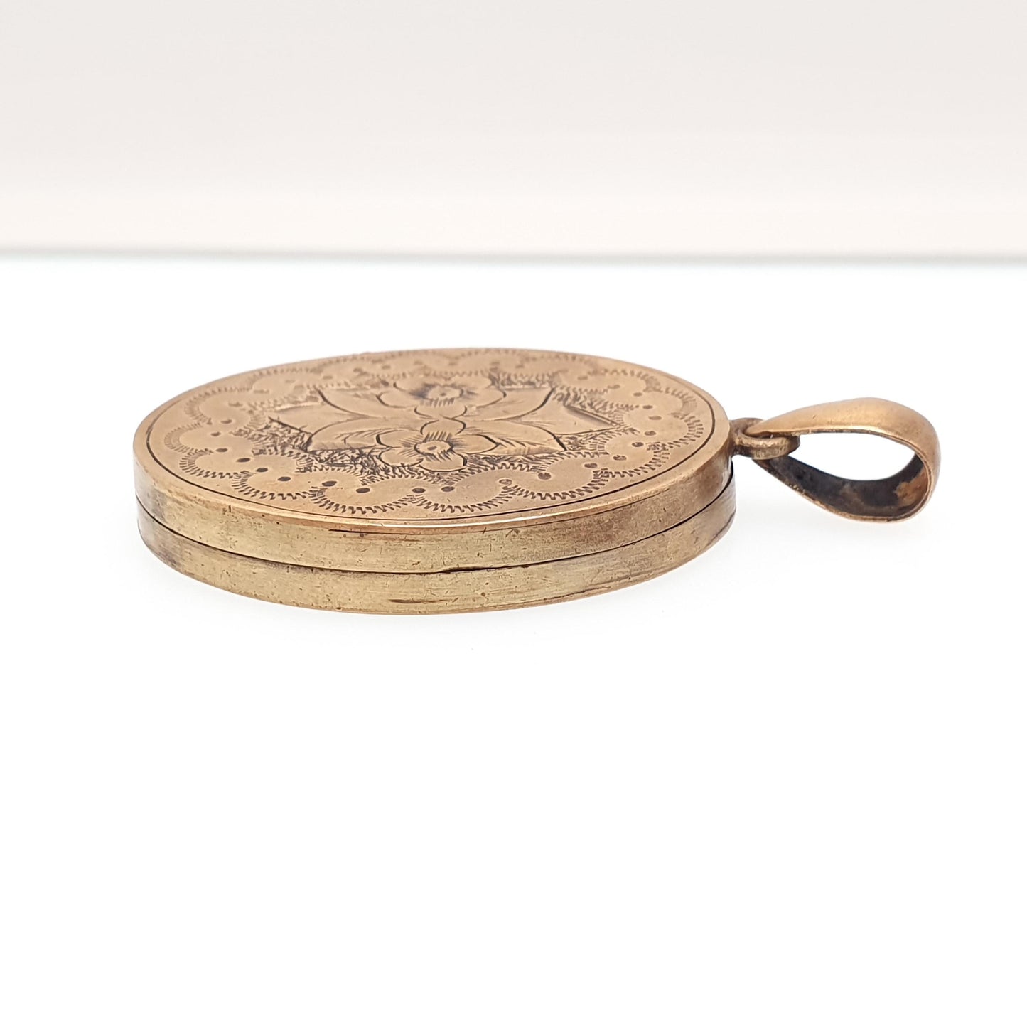 Antique Victorian Gold Gilt Locket Large Oval Flower Hand Engraved Photo Picture Necklace Pendant Vintage Picture Gift Jewellery Jewelry