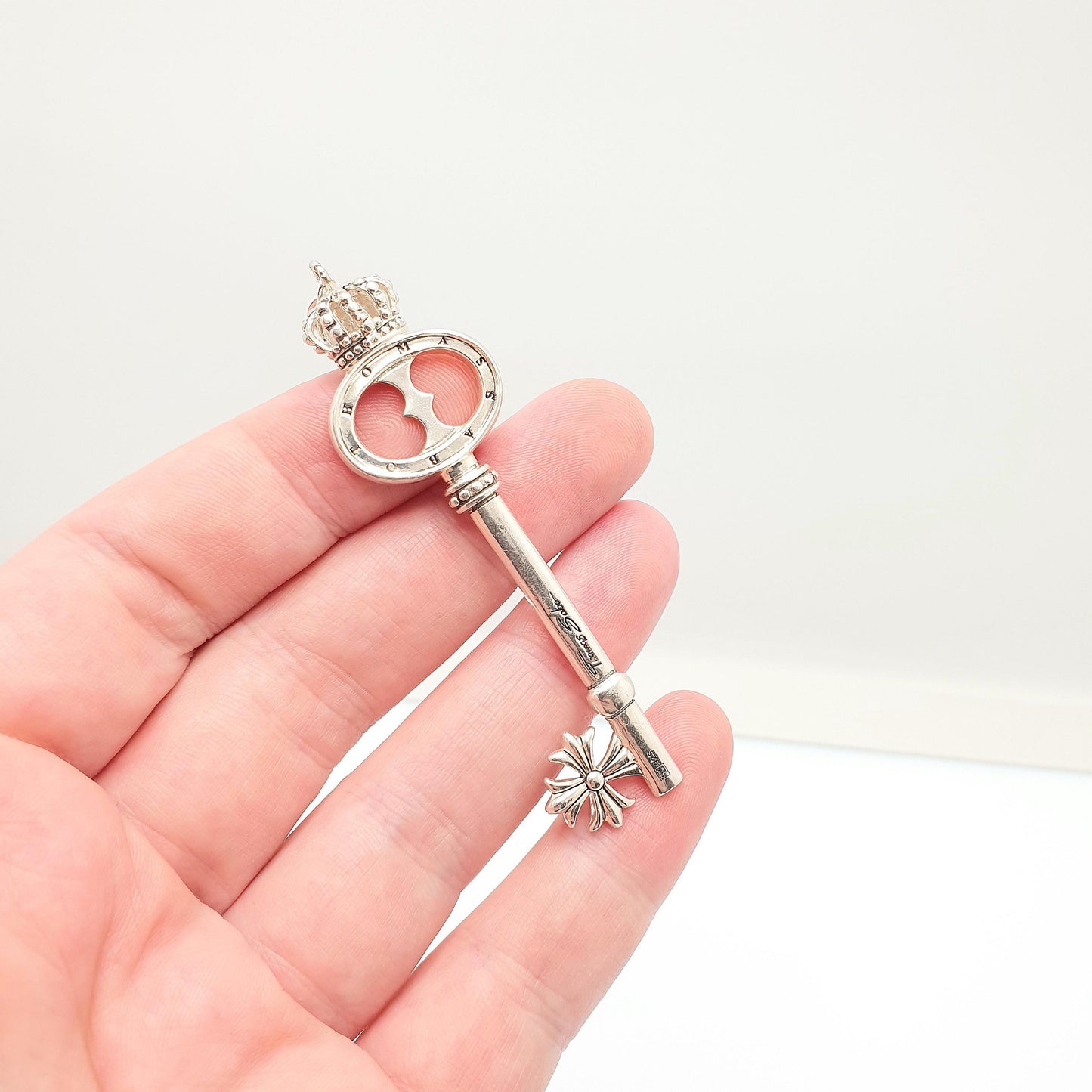 THOMAS SABO Sterling Silver Key Pendant Necklace Large Big Crown Maltese Cross Keys 925 Hallmark Retro Vintage Mens Womens Jewelry Jewellery