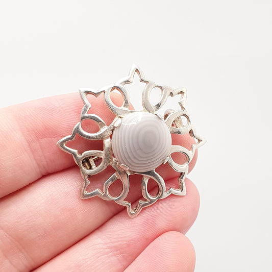 Vintage Sterling Silver JOHNFRASER Agate Brooch Scottish Inverness Gaelic Celtic Knot Natural Quartz Gemstone 925 Womens Jewelry Jewellery