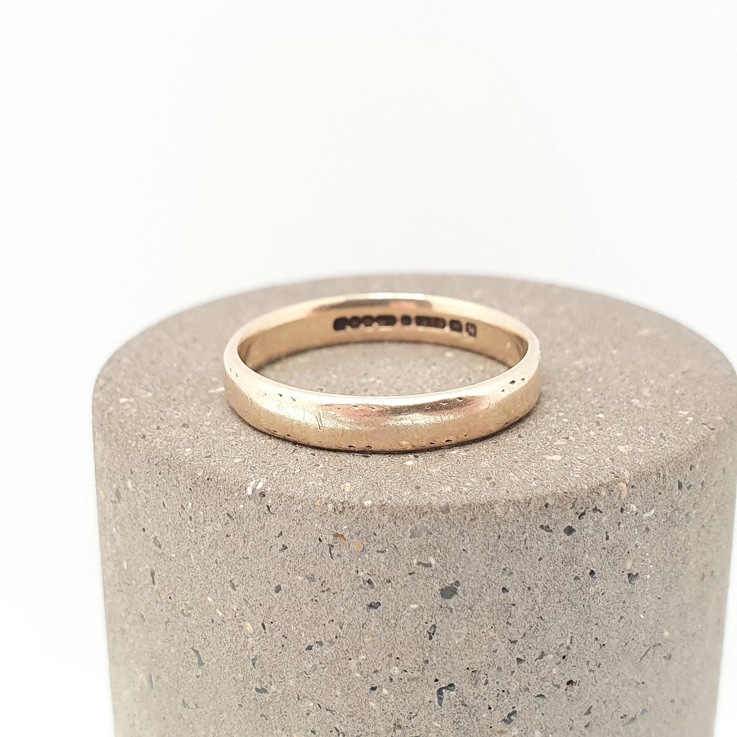Old Vintage 9ct 9kt Gold Band Ring Wedding 1957 Hallmarked Solid 375 9k Stacking Stacker Gift Yellow Mens Womens Fine Jewelry Jewellery