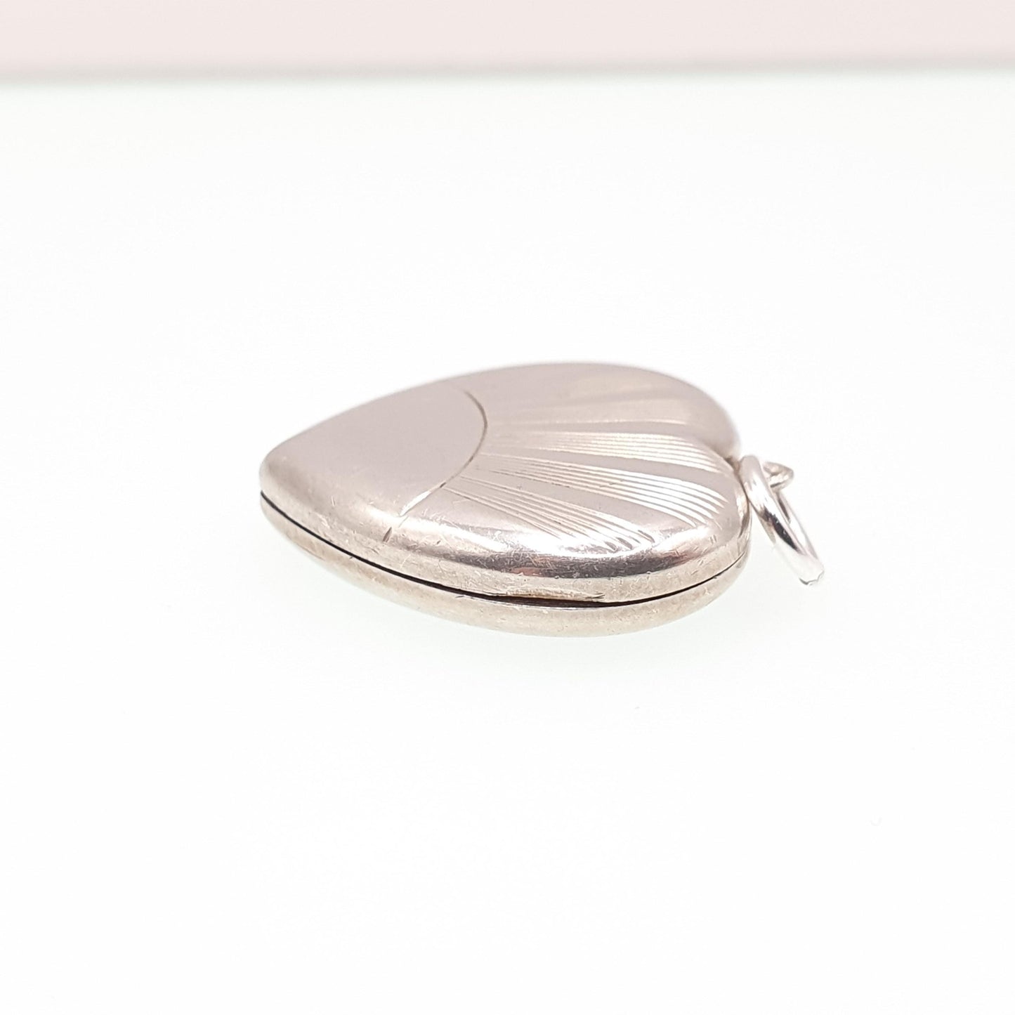 Antique Sterling Silver Sunburst Heart Locket Necklace Pendant Art Deco Lined Picture Photo Love 1920s Womens Jewelry Jewellery Vintage