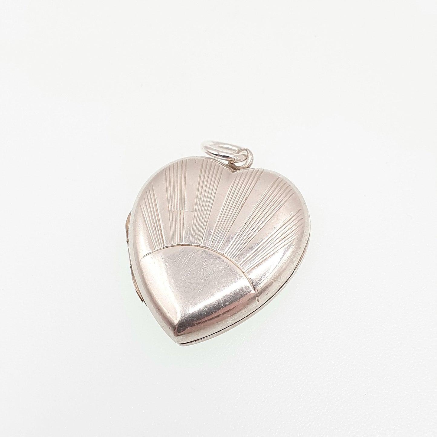 Antique Sterling Silver Sunburst Heart Locket Necklace Pendant Art Deco Lined Picture Photo Love 1920s Womens Jewelry Jewellery Vintage