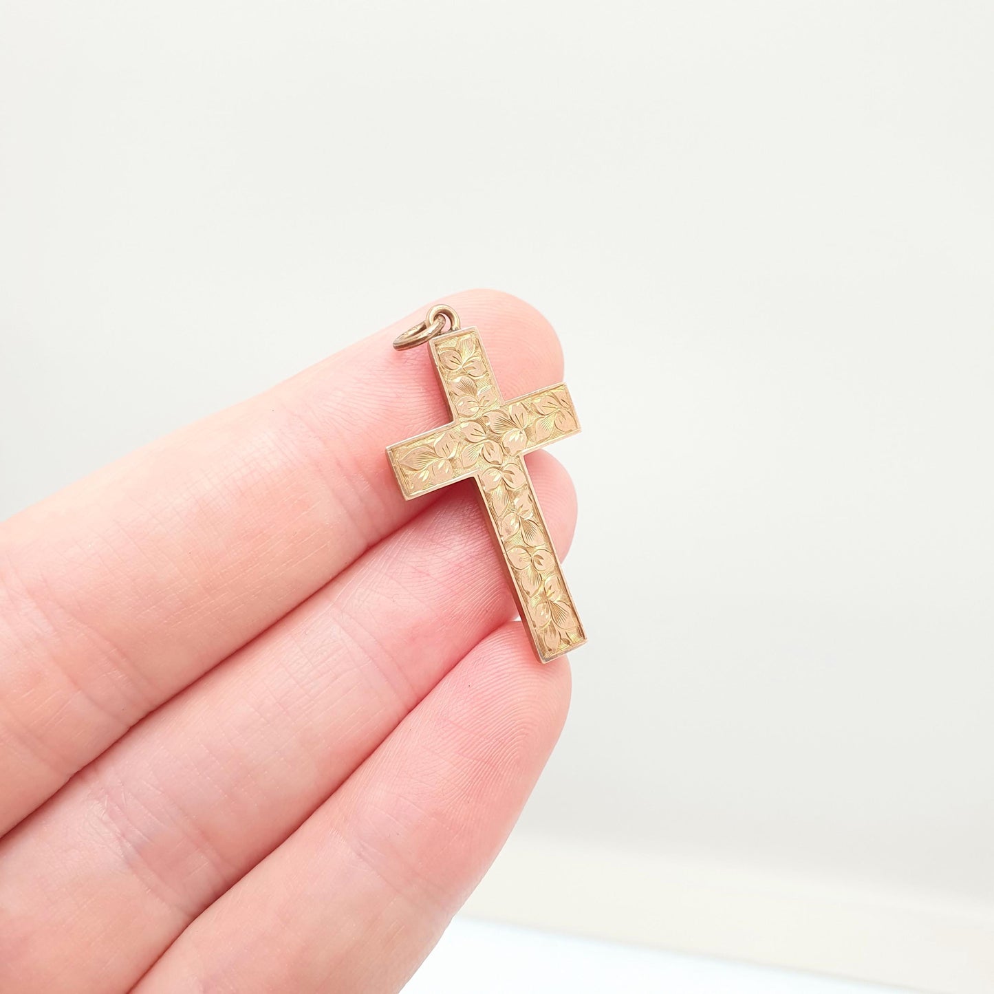 Antique 9ct 9k Gold Crucifix Necklace Rose Cross Pendant Leaf Engraved Cruciform Solid 375 Vintage Womens Mens Jewellery Jewelry