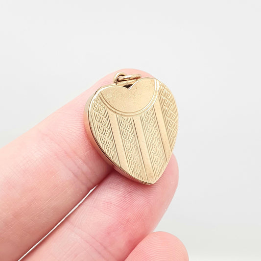 Antique 9ct Gold Heart Locket Engine Turned Art Deco Solid 9k 375 Pendant Fine Estate Back & Front Cute Necklace Jewelry Womens Jewellery