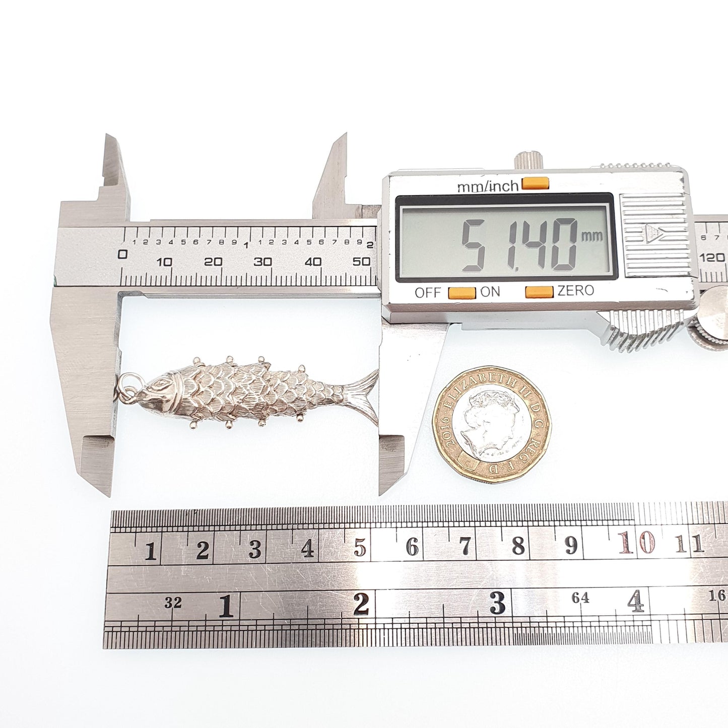 Vintage Solid Silver Articulated Fish Pendant Necklace Large Big Chinese Style Hinged Moving Tail Retro Mens Womens Jewelry Jewellery