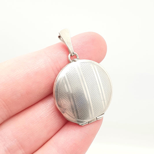 Antique Solid Silver Locket Art Deco Geometric Pattern Round Circle Necklace Pendant Rare Fine 1920s Picture Photo Jewelry Vintage Jewellery