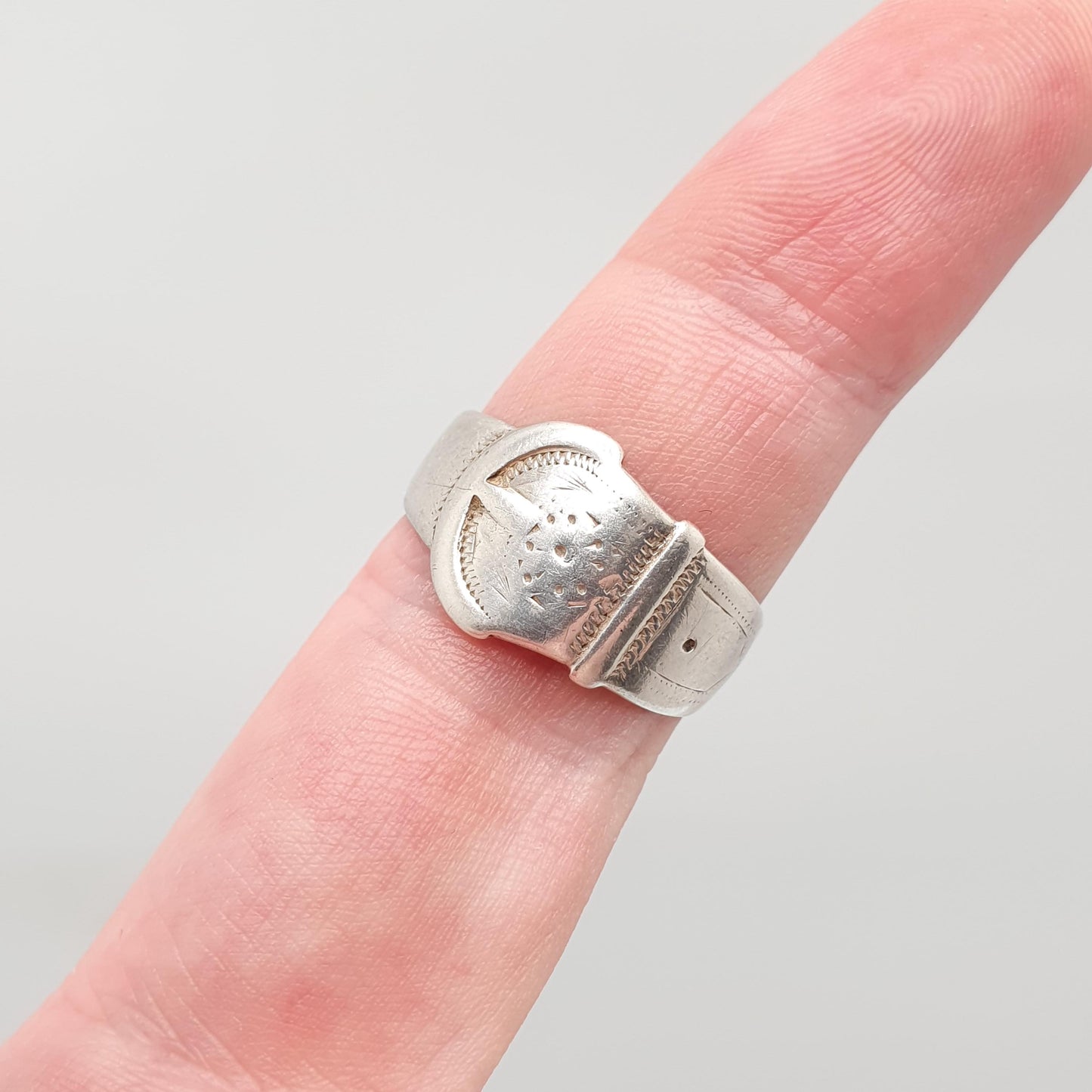 Vintage Sterling Silver Belt Buckle Thick Band Ring Chunky 1981 Solid 925 Victorian Revival Big Large Unisex Womens Mens Jewelry Jewellery