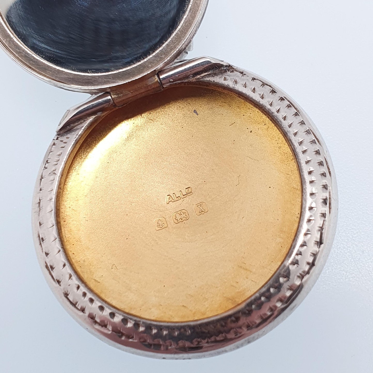 Antique Sterling Silver Powder Compact Locket Pendant Round Circle 1922 Hallmarked Round Vintage Solid 925 Womens Jewelry Jewellery