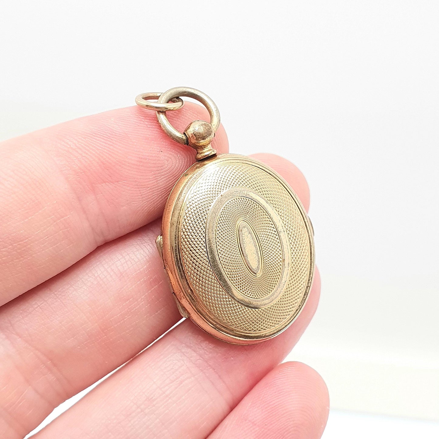 Antique Victorian Rolled Gold Locket Necklace Pendant Gold Filled Engine Turned 1800s Oval Vintage Womens Ladies Jewellery Jewelry