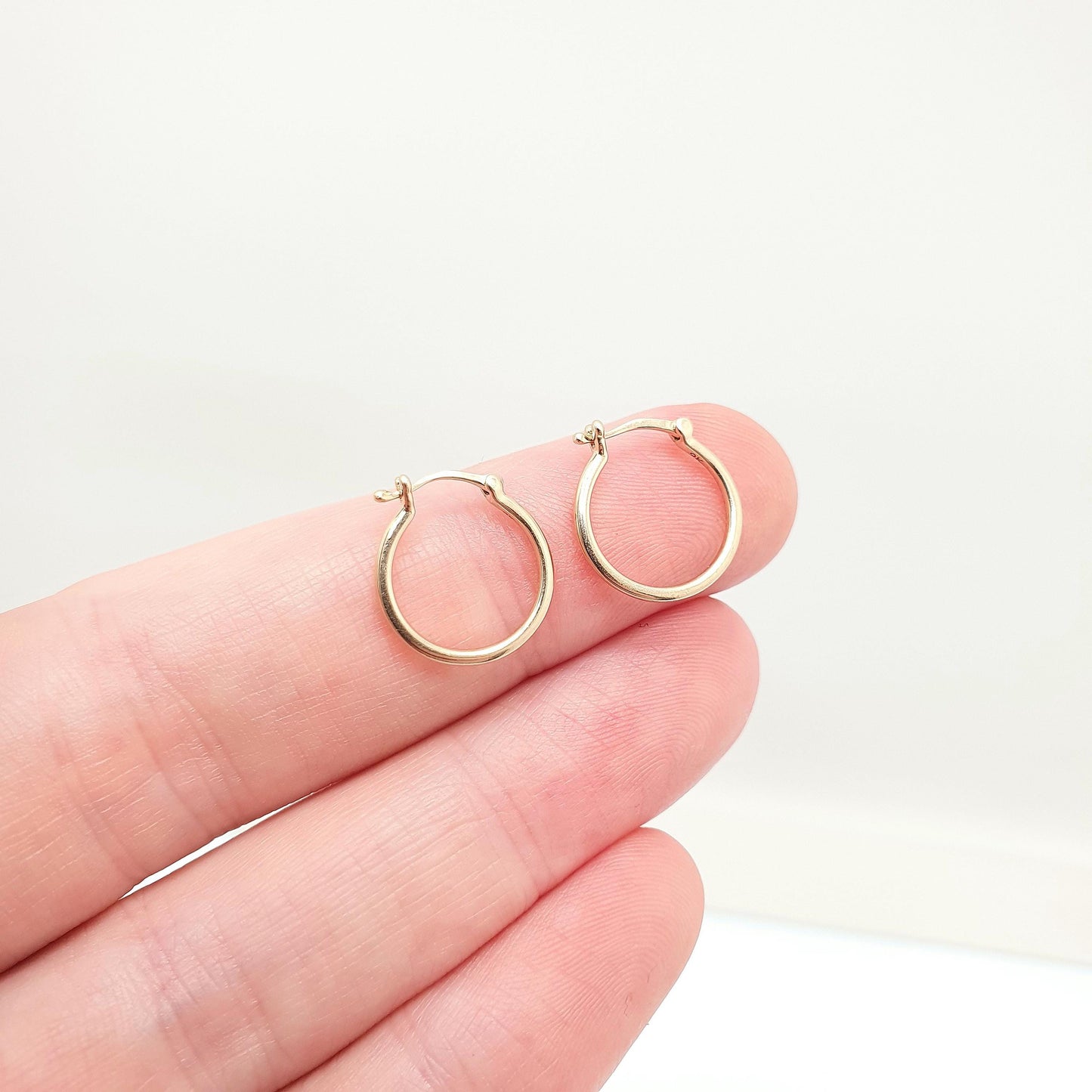 Vintage 9ct 375 Gold Hoop Earrings Gypsy Creole Yellow 9k 9 Carat Curved 1980s Full Dangle Hanging Girls Womens Retro Jewelry Jewellery