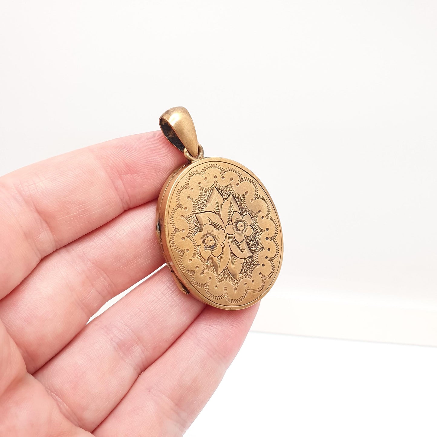 Antique Victorian Gold Gilt Locket Large Oval Flower Hand Engraved Photo Picture Necklace Pendant Vintage Picture Gift Jewellery Jewelry