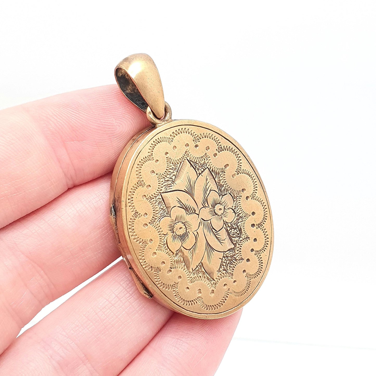 Antique Victorian Gold Gilt Locket Large Oval Flower Hand Engraved Photo Picture Necklace Pendant Vintage Picture Gift Jewellery Jewelry