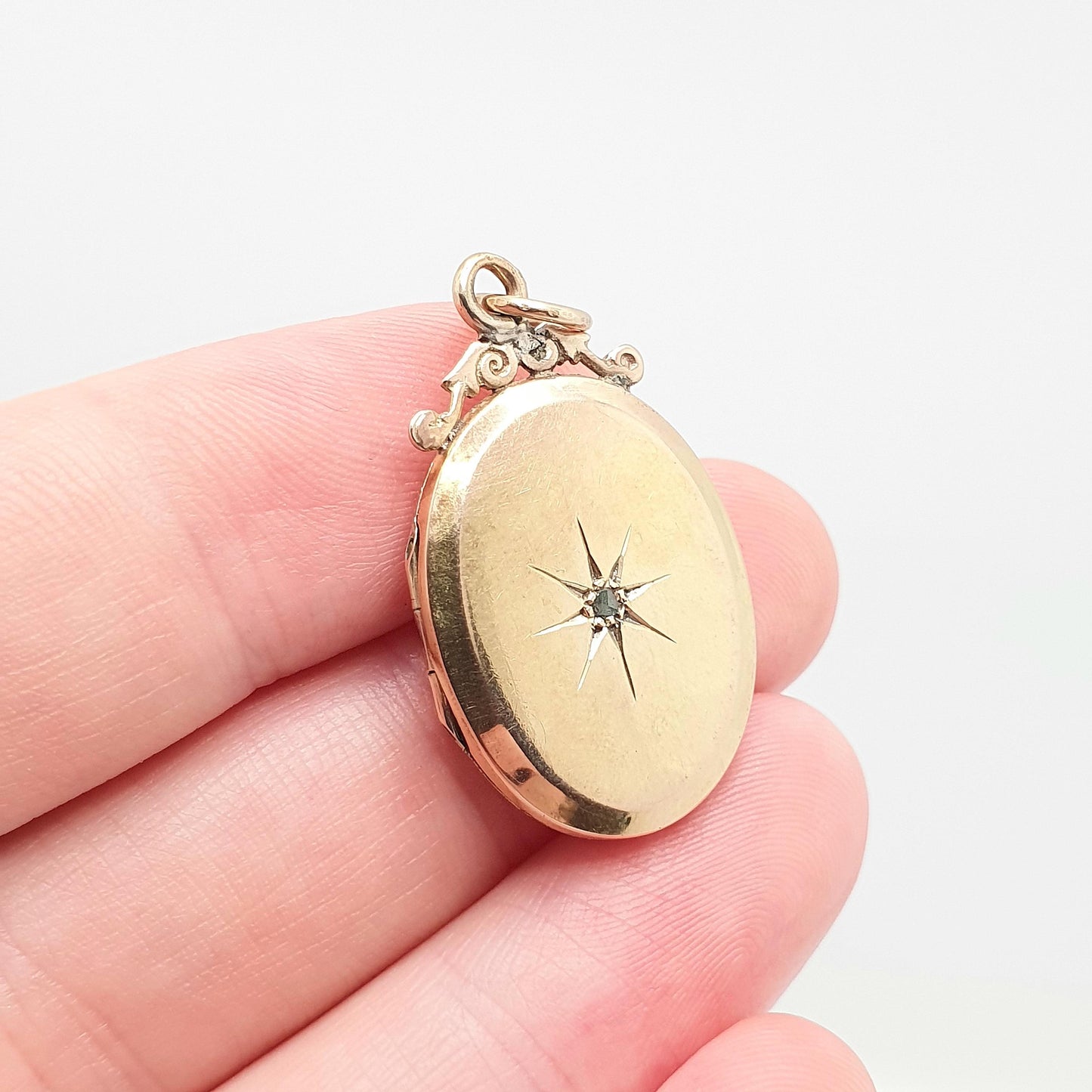 Antique 15ct Gold Diamond Locket Pendant Star Pattern Oval Solid 625 15k Fine Estate Back & Front Necklace Jewelry Womens Jewellery
