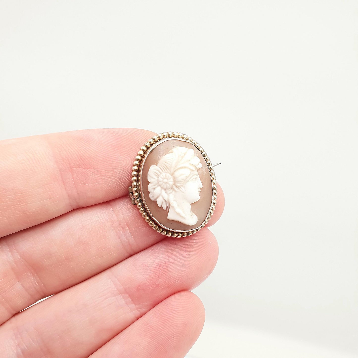 Antique Solid Silver Victorian Cameo Brooch Gold Vermeil Rope Border Oval Hand Carved Shell Italian European Vintage Jewelry Jewellery