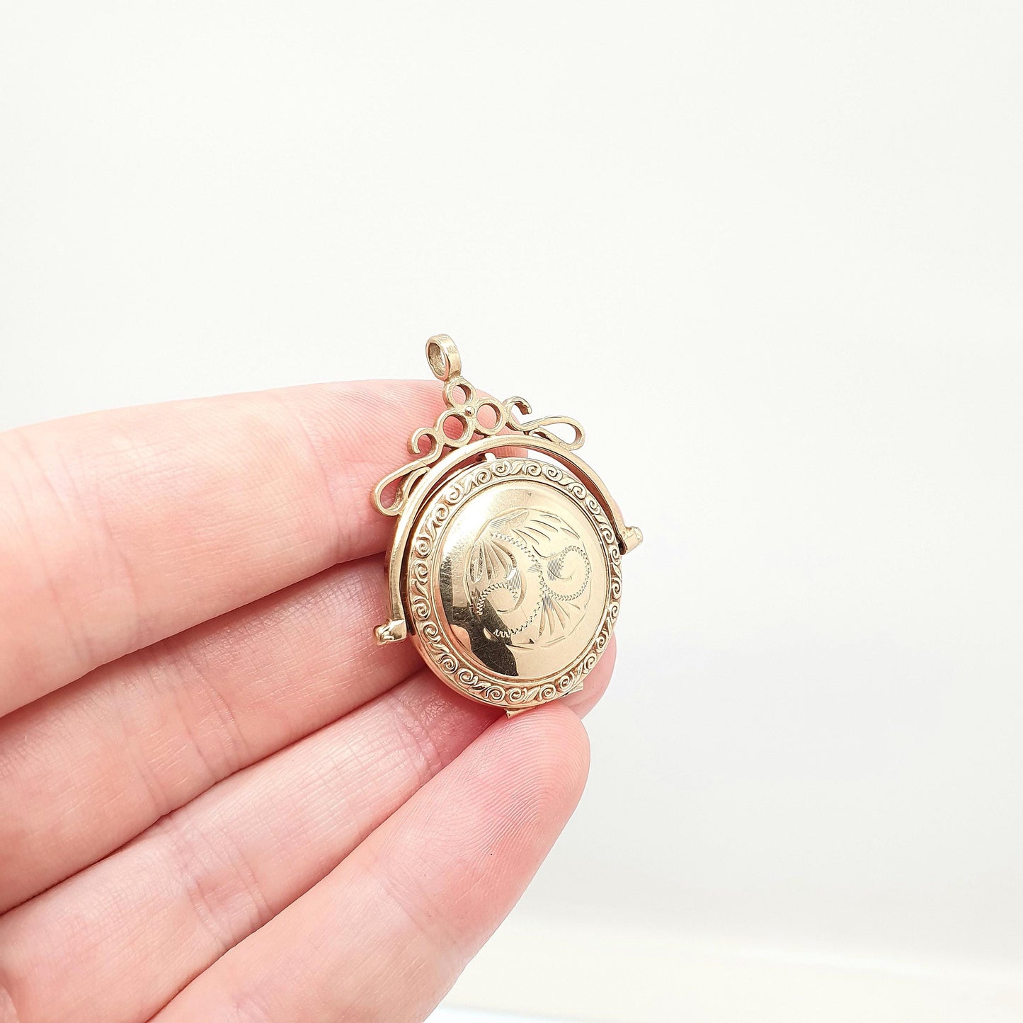 Vintage Solid 9k 9ct Gold Spinner Locket Pendant Fob Necklace Spinning Large Solid 9ct 9 Carat Engraved Photo Picture Retro Womens Jewelry