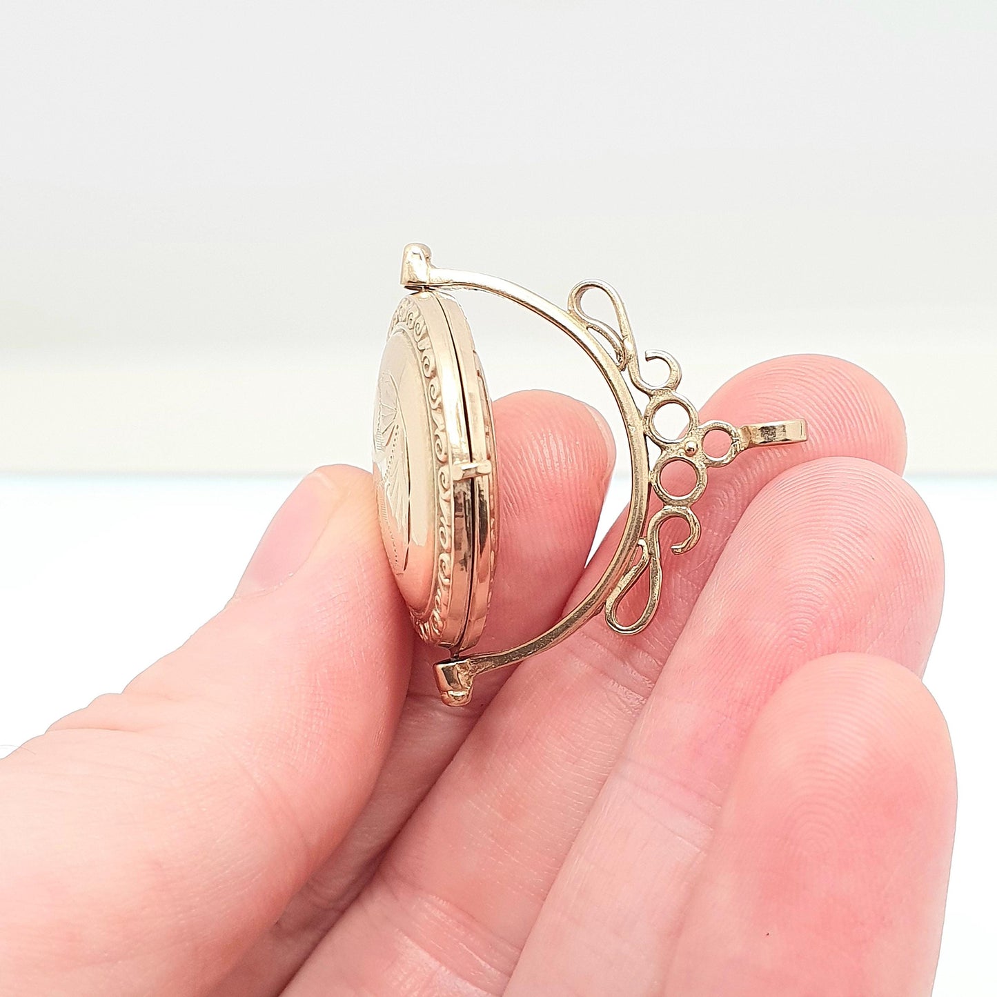 Vintage Solid 9k 9ct Gold Spinner Locket Pendant Fob Necklace Spinning Large Solid 9ct 9 Carat Engraved Photo Picture Retro Womens Jewelry