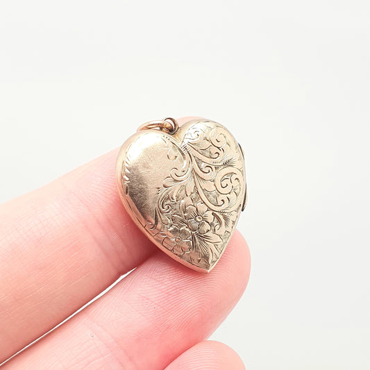 Antique Victorian 9ct Gold Heart Locket Cute Engraved Solid 9k 375 Pendant Back & Front Necklace Jewelry Womens Jewellery