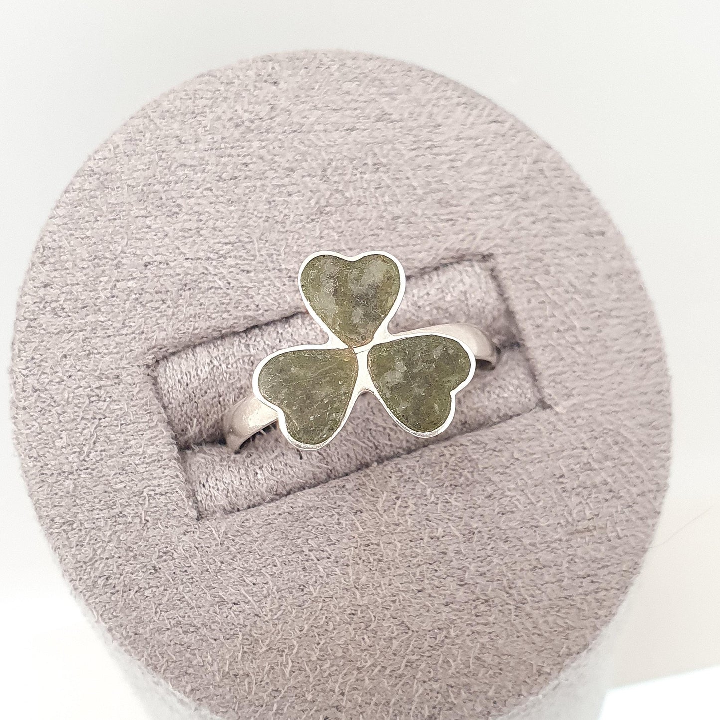 Old Vintage Sterling Silver Connemara Marble Clover Ring 1956 Hallmark Irish Lucky Signet Ireland Gemstone Vintage Womens