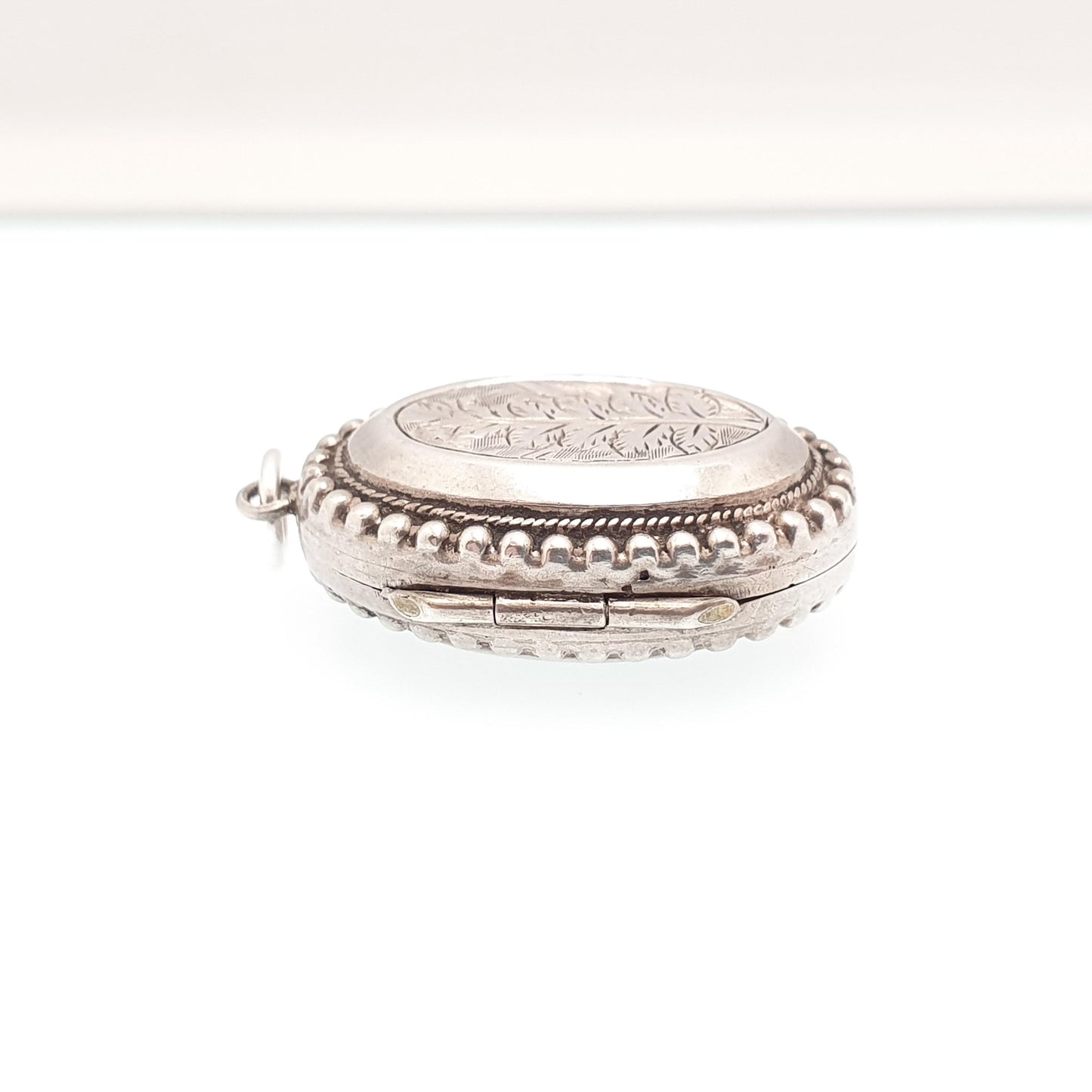 Antique Sterling Silver Victorian Locket Hallmark Oval Leaf Engraved Small Cute Necklace Vintage Pendant Beaded Womens Jewelry Jewellery