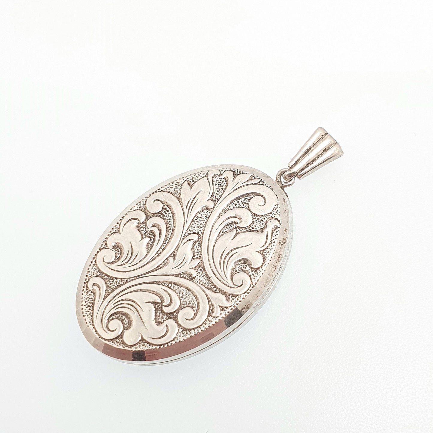 Vintage GEORG JENSEN Sterling Silver Locket Oval Scroll Embossed Necklace Pendant Hallmark Cute Picture Photo Womens Jewelry Jewellery Retro