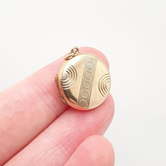 Antique 9ct 9k Gold Locket Pendant Round Art Deco Geometric Pattern Solid 375 Back & Front Small Circle Photo Vintage Necklace