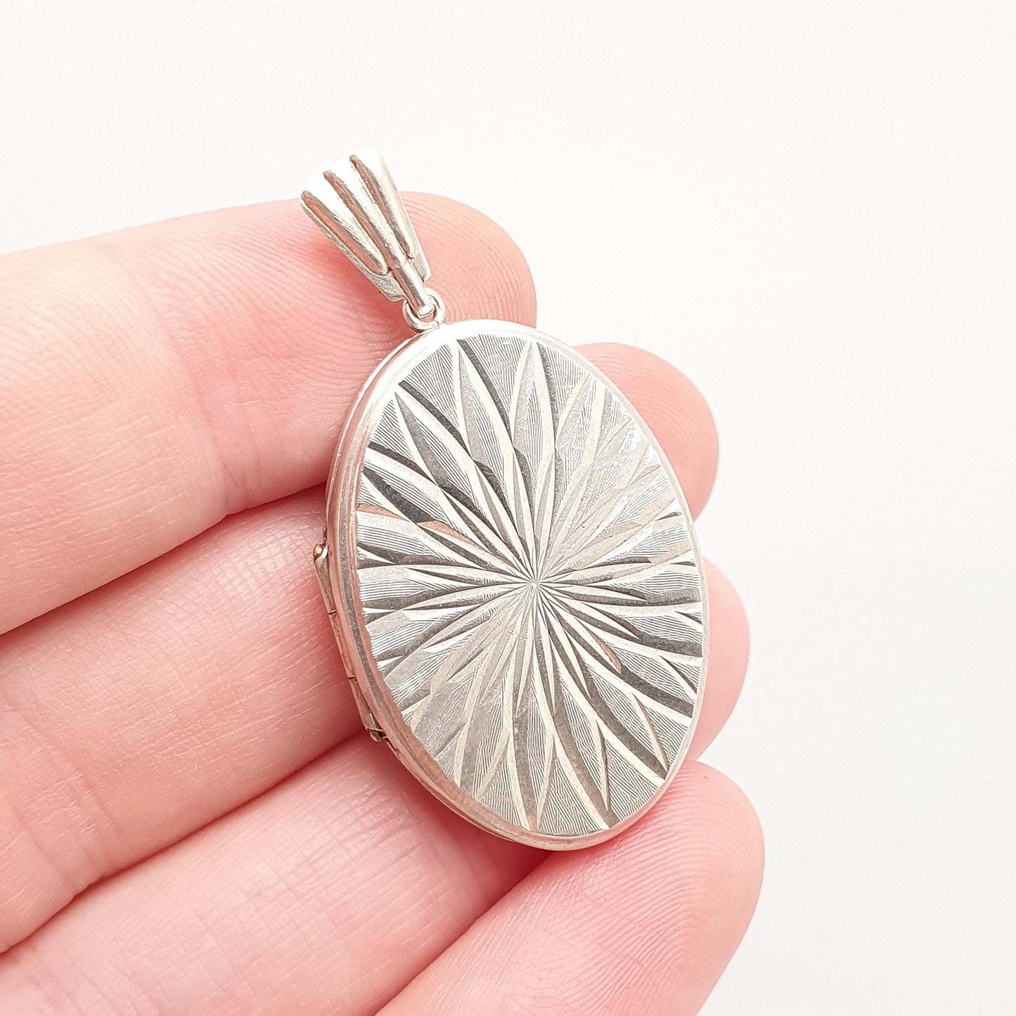 Vintage GEORG JENSEN Sterling Silver Locket Gyroscope Star Pattern Necklace Pendant Picture Photo Womens Jewelry Jewellery