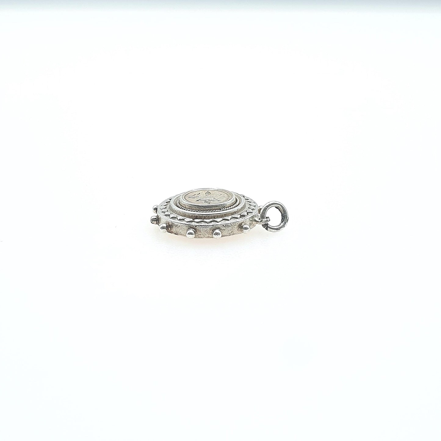 Antique Solid Silver Victorian Etruscan Charm Pendant Bead Leaf Engraved Women's Necklace Jewellery
