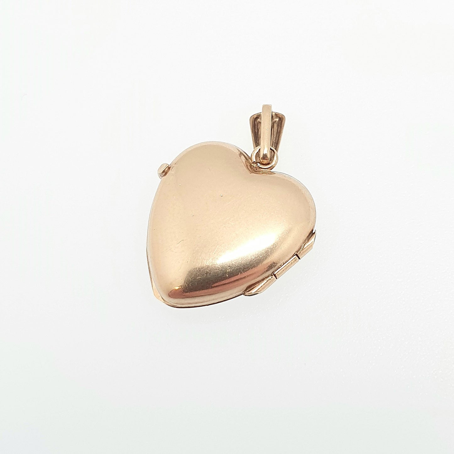 Vintage Solid 9k 375 Gold Heart Locket All 9ct 9 Carat Small Necklace Cute Engraved Photo Picture Pendant Retro Womens Jewelry Jewellery