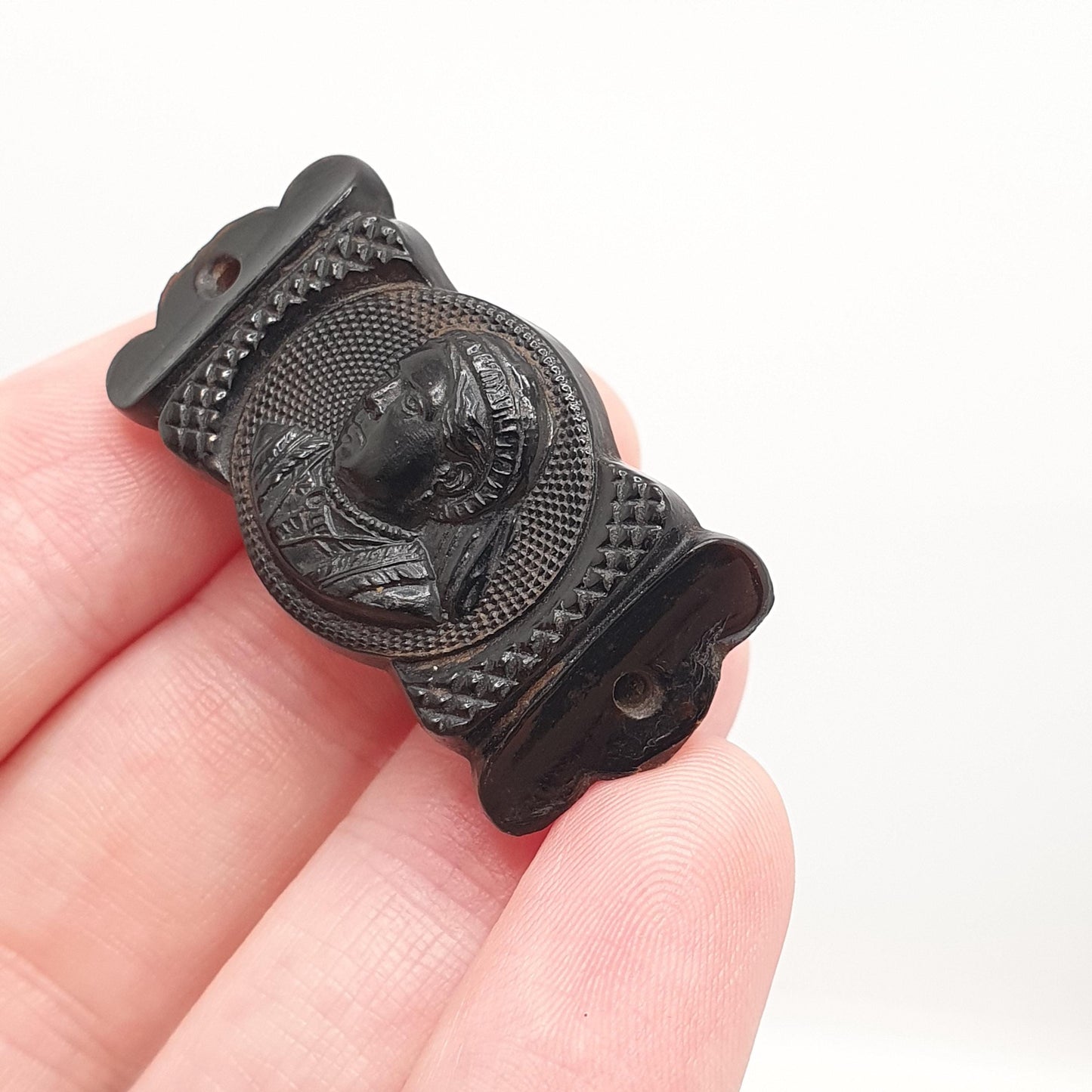 Antique Victorian Bog Oak Queen Victorian Brooch Engraved Mourning Whitby Jet Imitation 1800s Vintage Jewelry Jewellery