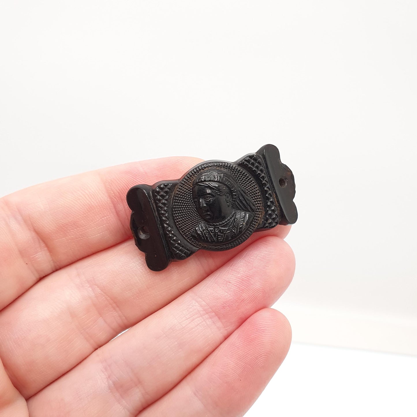 Antique Victorian Bog Oak Queen Victorian Brooch Engraved Mourning Whitby Jet Imitation 1800s Vintage Jewelry Jewellery