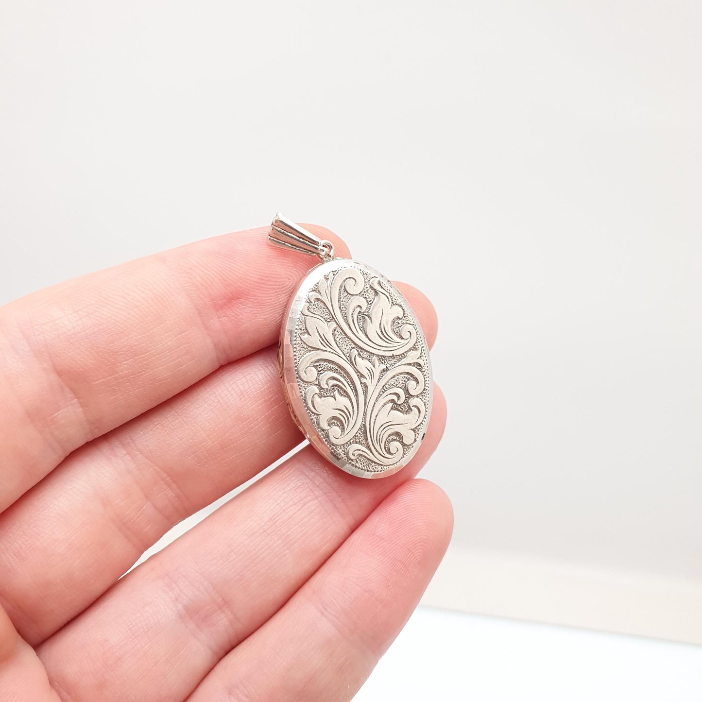 Vintage GEORG JENSEN Sterling Silver Locket Oval Scroll Embossed Necklace Pendant Hallmark Cute Picture Photo Womens Jewelry Jewellery Retro