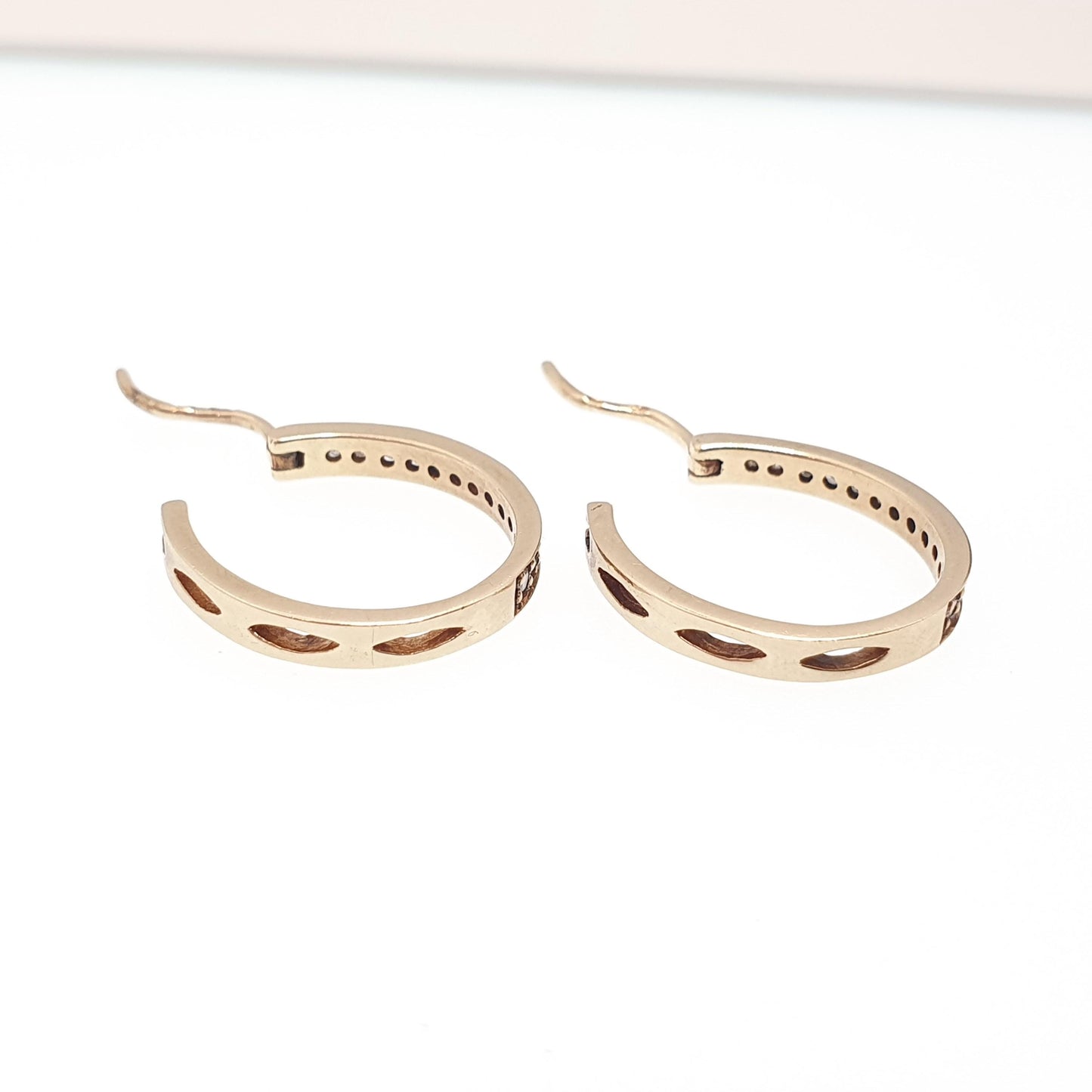 Vintage 9k 9ct Gold Diamond Earrings Hoop U Shape Brilliant Cut Solid 375 Gemstone Stud Latch Jewelry Retro Jewellery