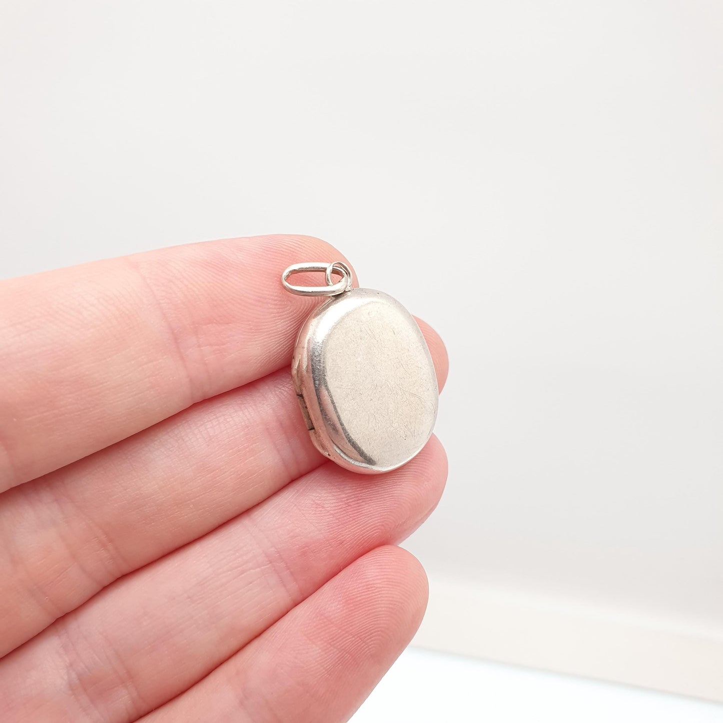 Antique Victorian Solid Silver Locket Smooth Polished Plain Blank Small Oval Necklace Pendant Picture Photo 1800s Vintage Jewellery Jewelry