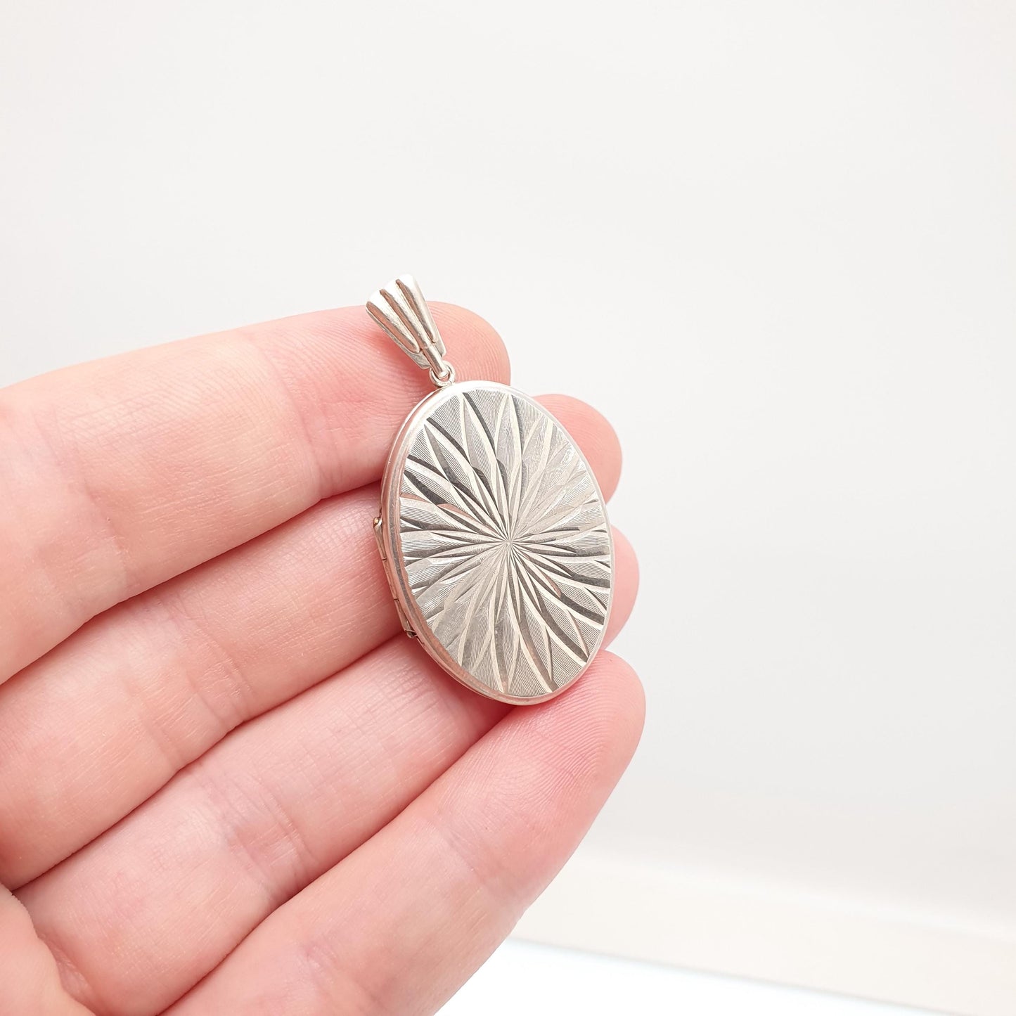 Vintage GEORG JENSEN Sterling Silver Locket Gyroscope Star Pattern Necklace Pendant Picture Photo Womens Jewelry Jewellery