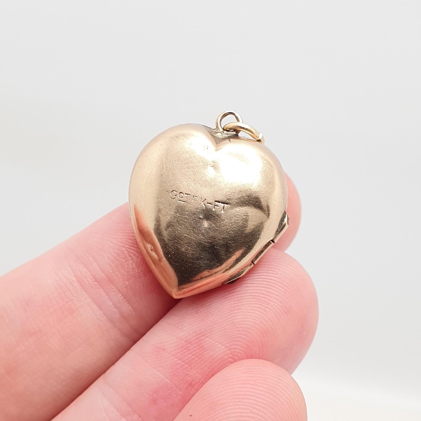 Antique 9ct 9k Gold Heart Locket Sunburst Art Deco Solid Yellow Gold Back & Front Engraved 1920s Necklace Photo Pendant Jewelry Jewellery